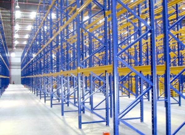 如何判断郑州仓库货架的实用性 如何判断郑州仓库货架的实用性